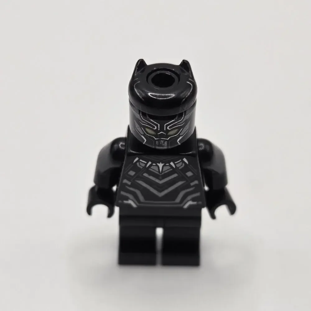 Lego Black Panther Minifigure w/ Claw Necklace - Set 76047 - (sh0263)